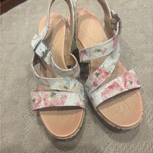 Floral Wedge Sandals with Buckle